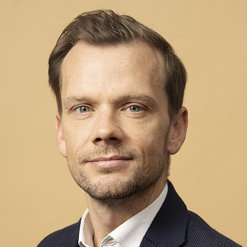 https://www.ft.dk/-/media/cv/foto/2022/s/peter-hummelgaard/peter_hummelgaard_500.jpg