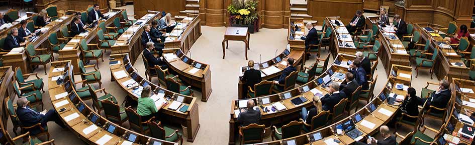 Regeringen Forhandler Folketinget