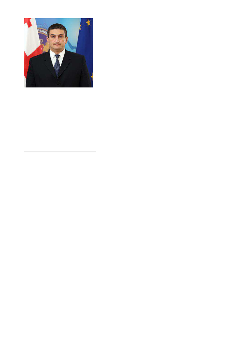 2025857_0001.png